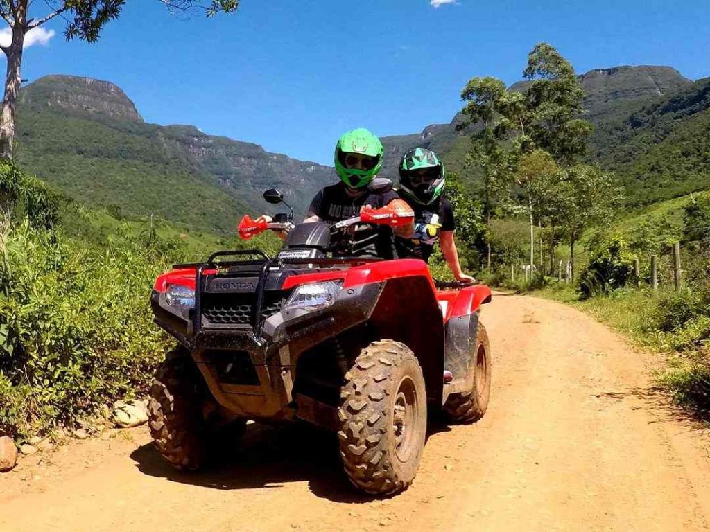 Passeio de quadriciclo em Praia Grande SC